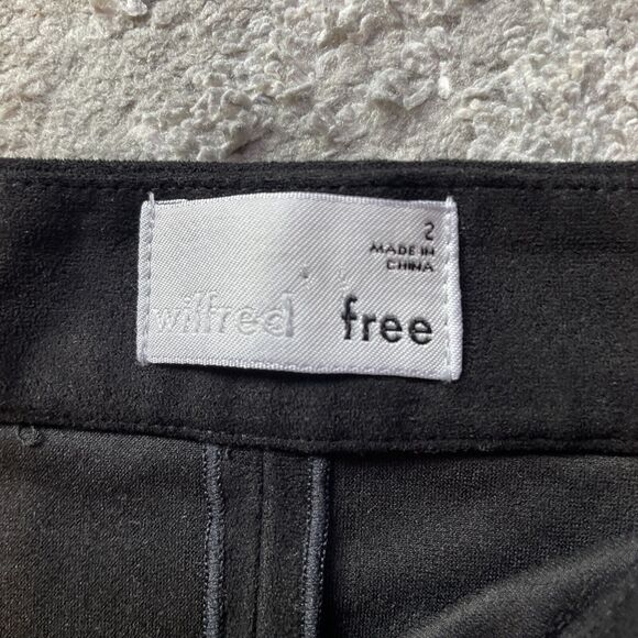 Aritzia Wilfred Free Vegan Faux Suede Mini Skirt Snap Button Front Black Size 2 - Picture 4 of 7